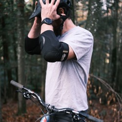 TSC Super Slim V2 Elbow Pads Black XS